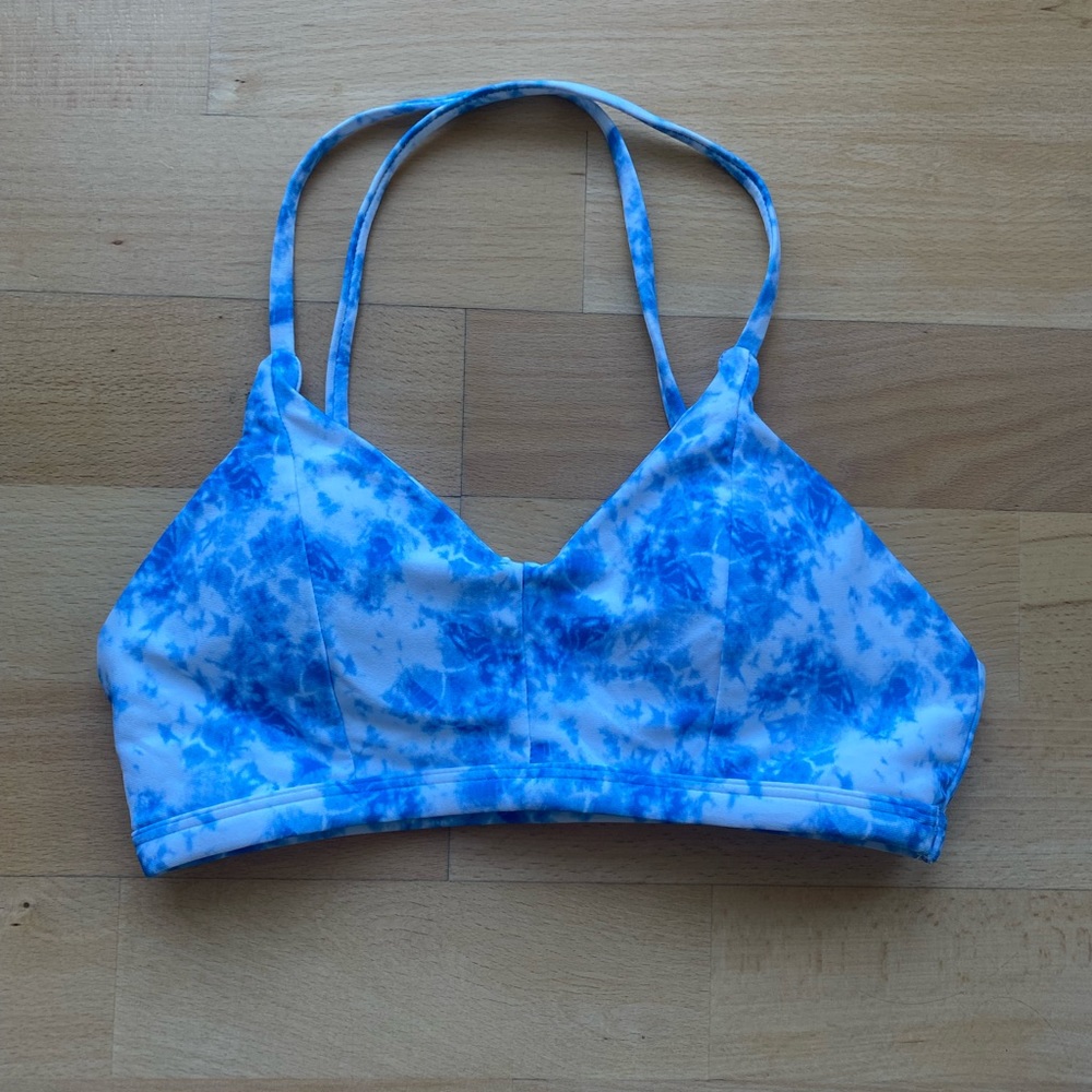 Midori blue tie dye top size medium